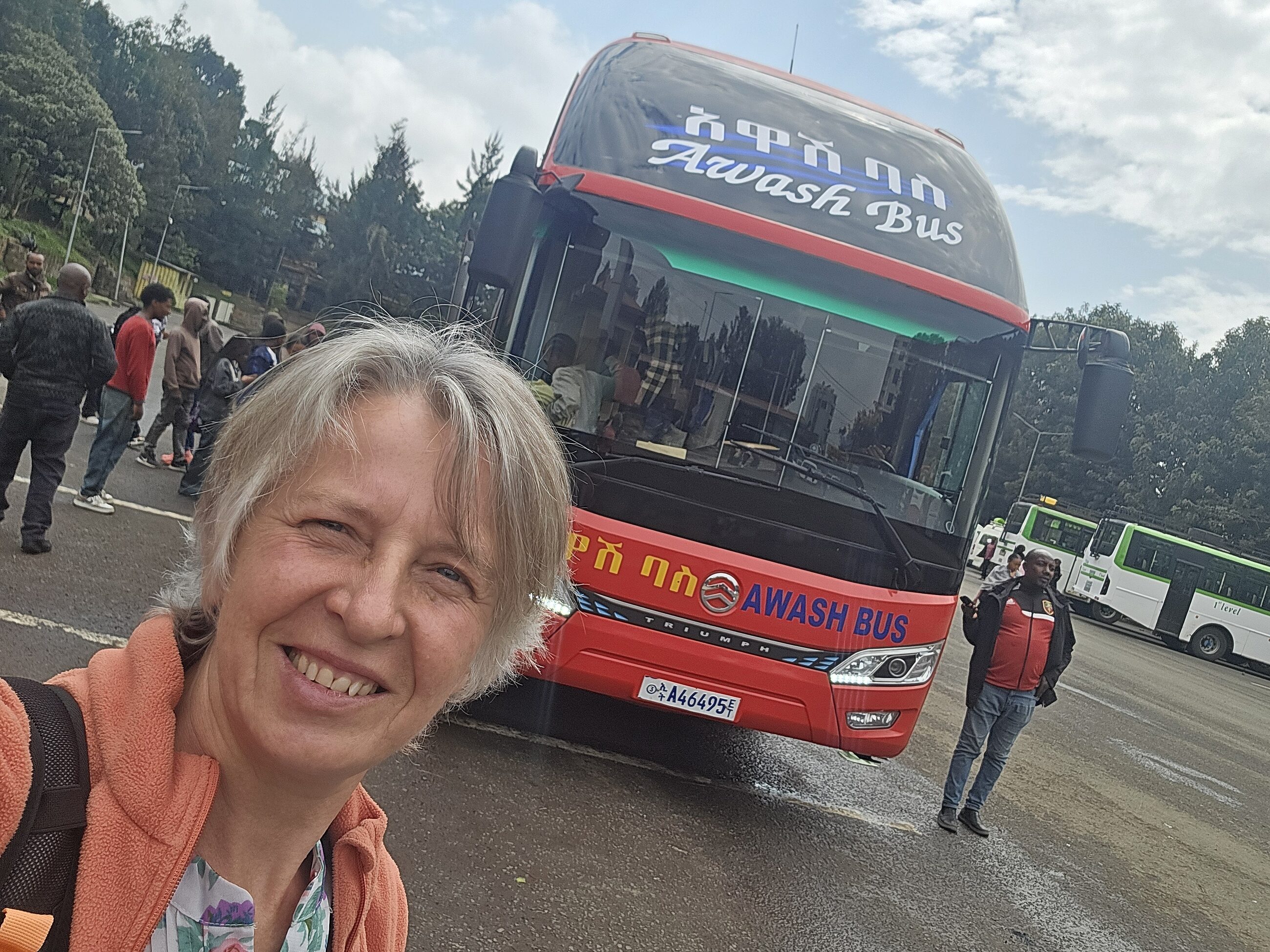 Vai man izdevās nopirkt autobusa biļeti uz Hawassu?